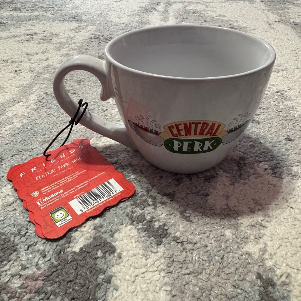 FRIENDS White Ceramic Logo Mug with Illustrated Hang Tag - Picture 2 of 4